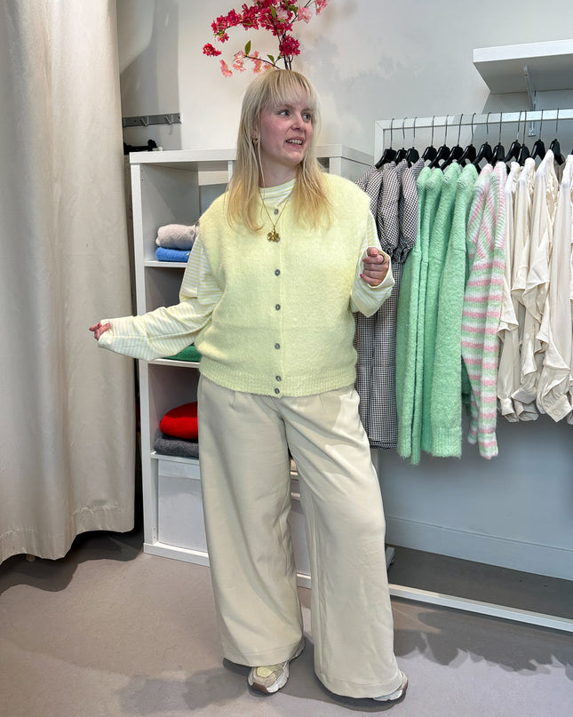 Sleeveless cardigan light yellow