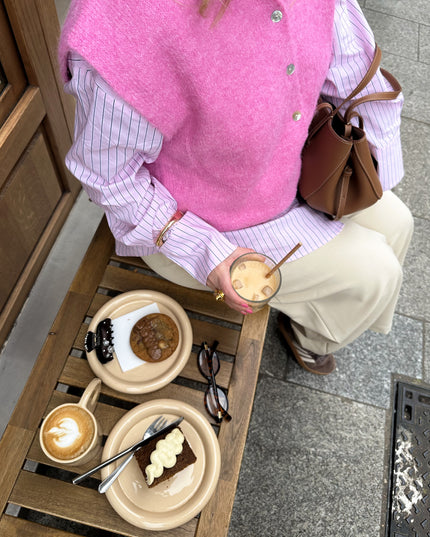 Sleeveless cardigan fuchsia