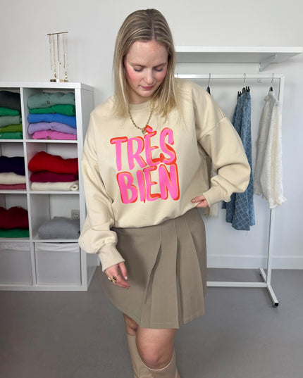 Très Bien Sweater Beige