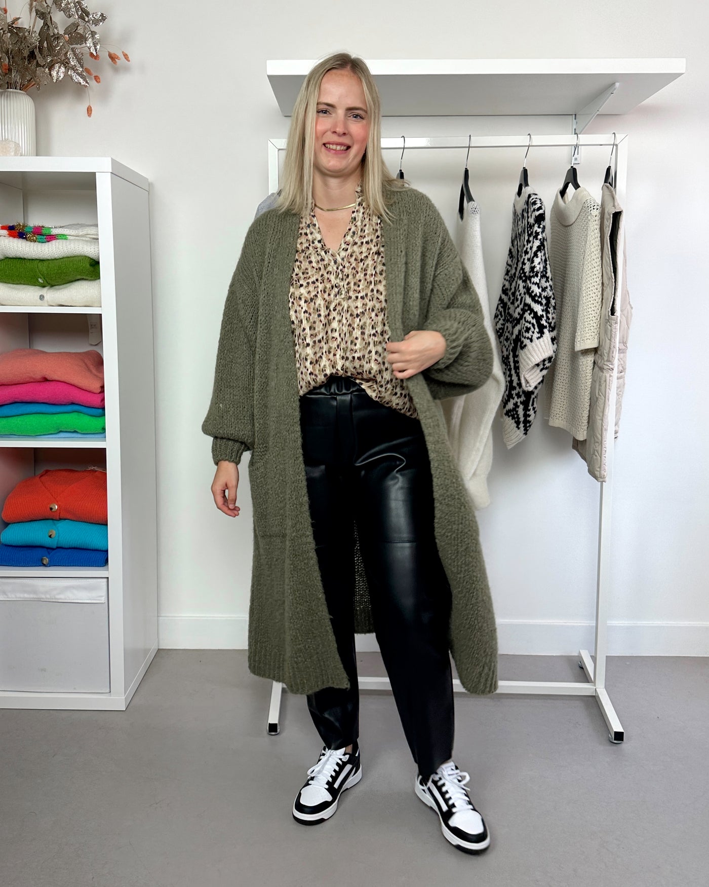 Lange cardigan Kaki long