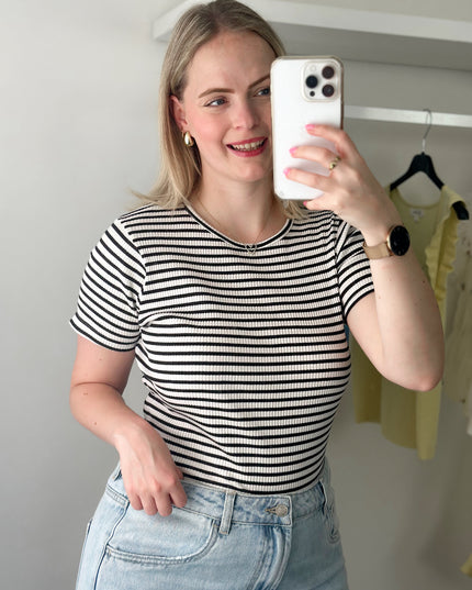 Eike Tee Black White Striped