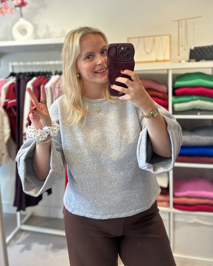 Short Sleeve Sweater Grey