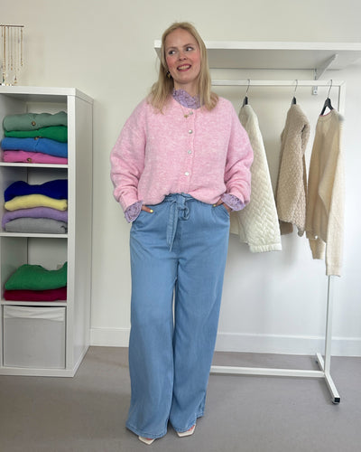 Round Neck Cardigan Pink
