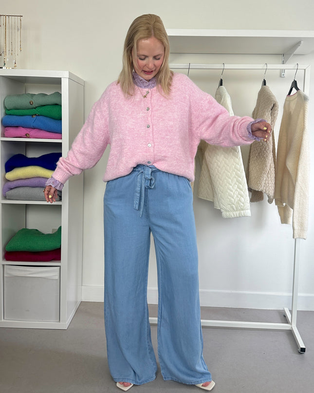 Round Neck Cardigan Pink