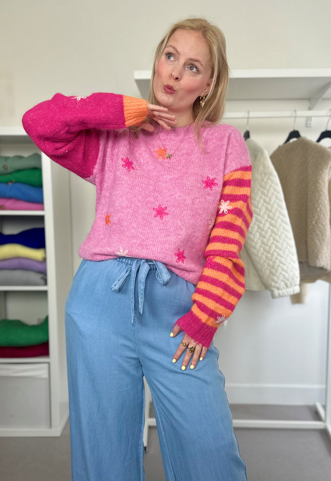 Trui Pink Striped Flowery Sleeves