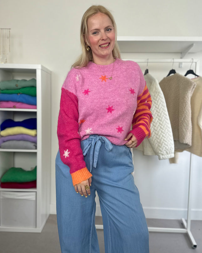 Trui Pink Striped Flowery Sleeves
