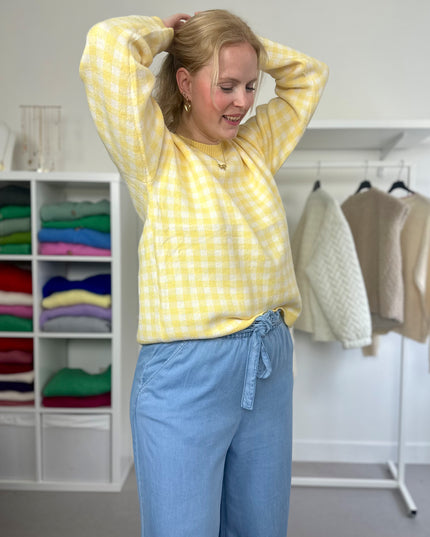 Yellow Checked Molly Pull