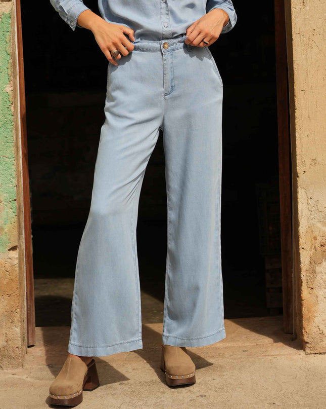 Light Wash Laura Tencel Jeans