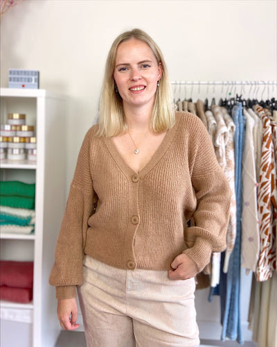 Cardigan Camel