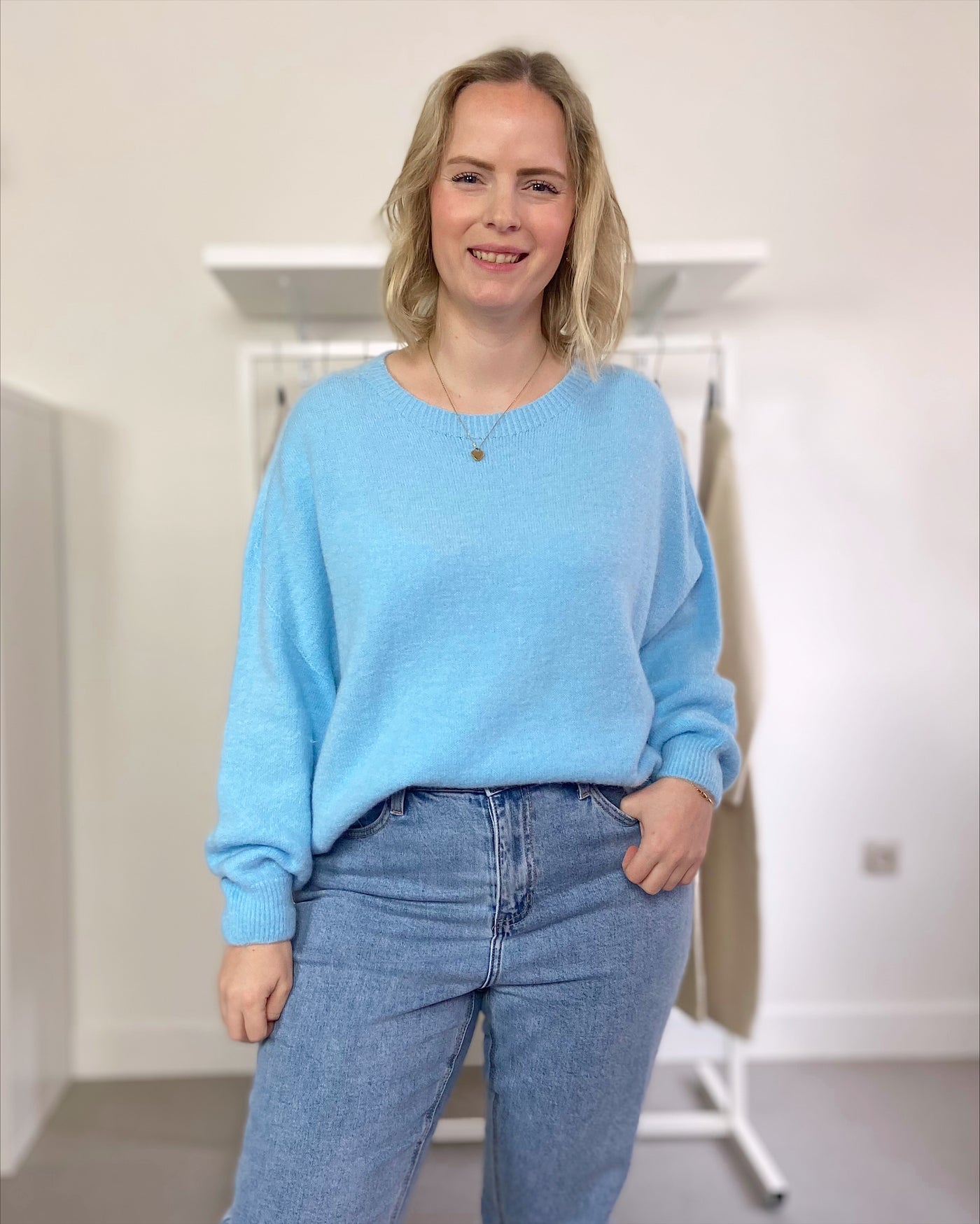 Light Blue Round Knit